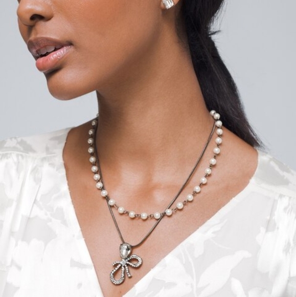 CHICO'S GLASS PEARL & BOW PENDANT NECKLACE - Picture 1 of 5